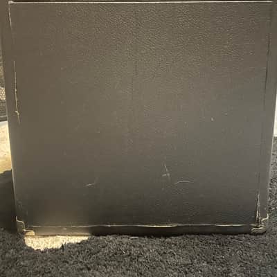Fender Rumble 15 combo amp bass image 2