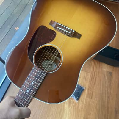 2026 Gibson J-45 Standard - Honeyburst image 17