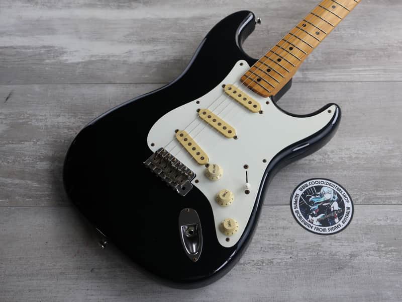 1986 Squier (by Fender Japan) SST-30 Vintage Stratocaster (Black) image 1