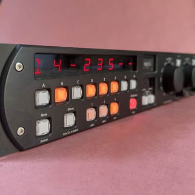 SPL Hermes Mastering Router 2019 - Present - Black image 3