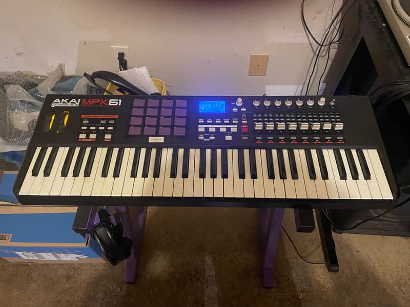 希少]AKAI MPK61 MIDIキーボード 希少]AKAI MPK61 MIDIキーボード 希少