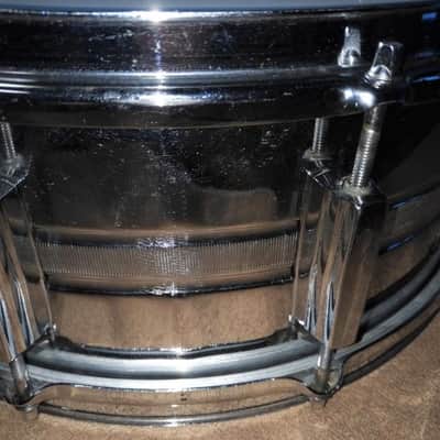 Coronet Deluxe 10-lug snare drum 1960's chrome image 5