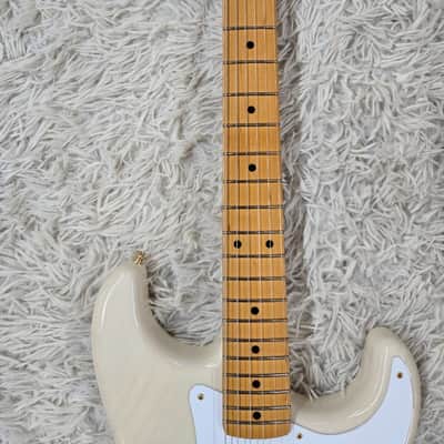 Fender Ltd Edition Vintera III Late '50s Stratocaster, Maple board, White Blonde image 4