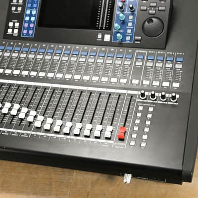 Yamaha LS9-32 32-Input Digital Mixing Console CG012RC image 3