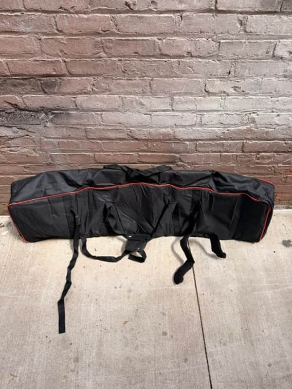 Universal 88-Key Padded Keyboard Gig Bag Case (53.5" x 13" x 6.7") – B-Stock / New (Open Packaging) image 1