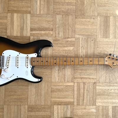 Fender Stratocaster 1983 - 2 Tone Sunburst image 6