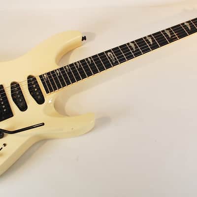 1988 Kramer Stagemaster Deluxe II • White • Original • Very Good Cond image 2