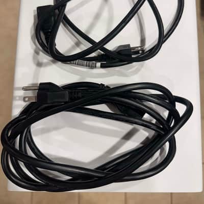 Yamaha HS8 8" Powered Studio Monitor (Pair) Excellent Condition - White image 18