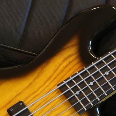 Warmoth 5 String Bass with Bartolini's Sunburst + GB image 3