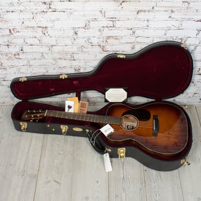 Martin - Manchester Music Mill 20th Anniversary Commemorative Edition Custom Shop 00-Size 14-Fret Style 18 - Acoustic Guitar - Deep Body European Spruce/Mahogany - Ambertone - w/ Hardshell Case image 14