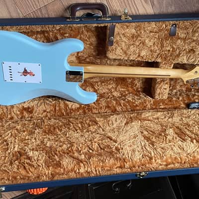 Fender Vintera '50s Stratocaster Fat 50's pickups - Sonic Blue image 2