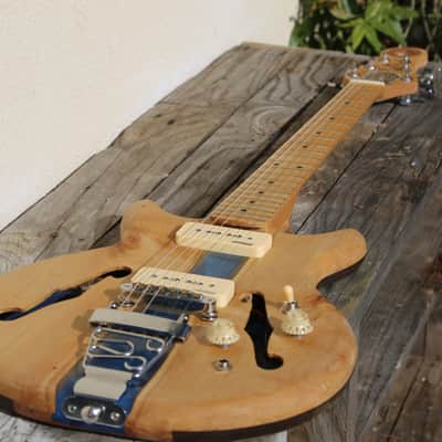 Timo Blue River - Handmade Beech Oak Semi-Hollow Epoxy River Luthier-Built Electric Guitar - Unique Shape image 8