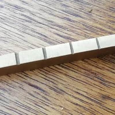 Anonymous 43 mm brass nut flat bottom (strat tele electric guitar) image 1