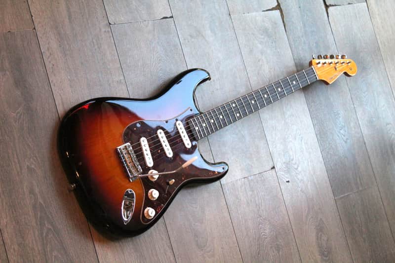 FENDER "John Mayer Stratocaster" (2005-2014), 3, 64 KG