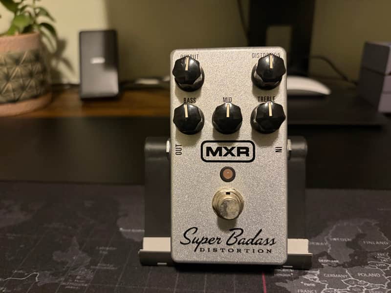 MXR M75 Super Badass Distortion