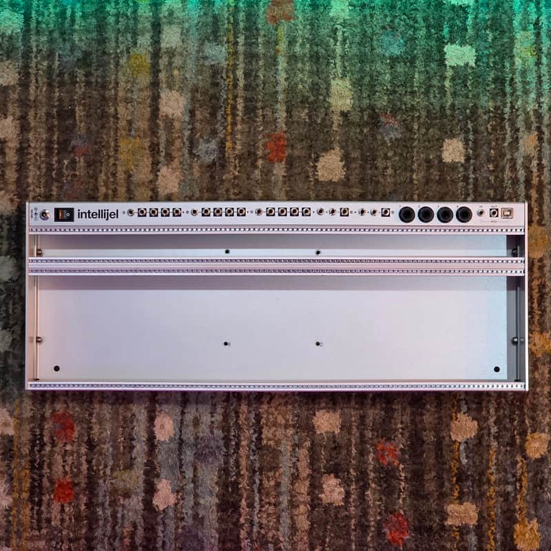 Intellijel 4U 104HP Palette Case
