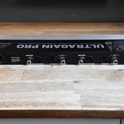 Behringer Ultragain Pro MIC2200 Vacuum Tube Mic Line Preamp 2009 - Present - Standard image 2