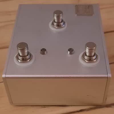 Road Rage Pro Gear 2 Way Stereo Switch Effects Loop Stomp Box image 2