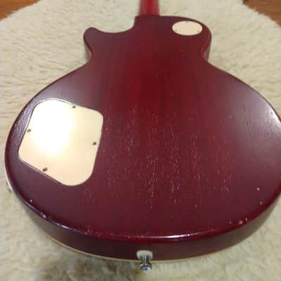 Epiphone 2010 Les Paul Traditional Pro Ltd Ed Cherry Burst w/Gibson Padded Bag image 6