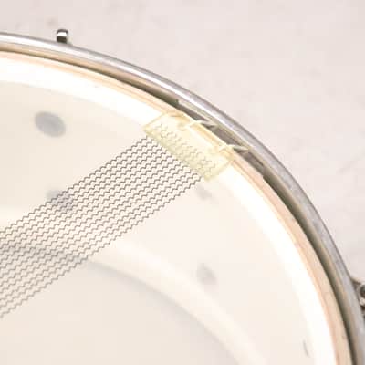 Ludwig Pioneer 5.5x14" Snare Drum NOB 6 Lug White Marine Pearl Vintage 1960's image 12