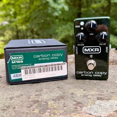 MXR M169 Carbon Copy Analog Delay | Reverb