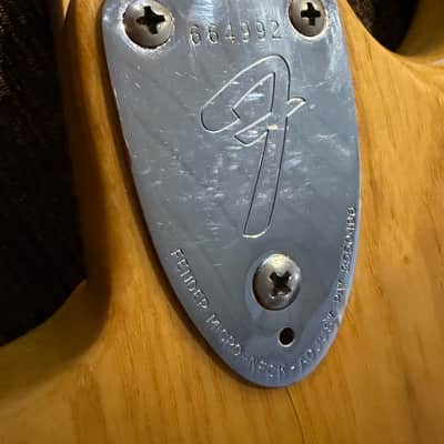 Fender Stratocaster with 3-Bolt Neck, Maple Fretboard 1975 - Natural image 20