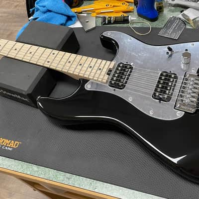 Charvel Pro-Mod So-Cal Style 1 HH FR M Gloss Black Mirror image 2