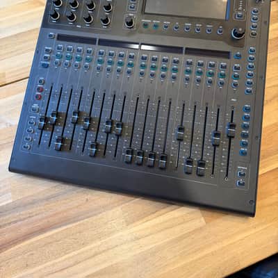 Allen & Heath Qu-5D + AB168 Stage Box image 2