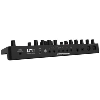 IK Multimedia - UNO Synth Pro X - Sintetizzatore analogico portatile image 4