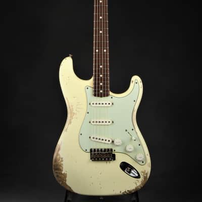 Fender Custom Shop 1962 Stratocaster Heavy Relic - Vintage White image 2