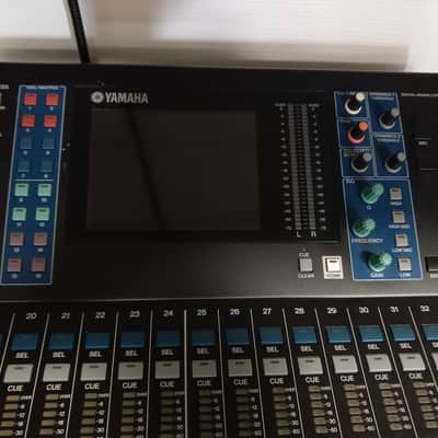 YAMAHA LS9 32 Mixer Digitale image 2