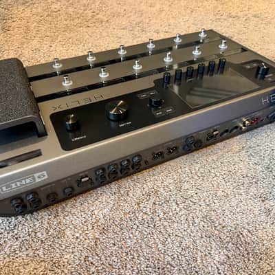 Line 6 Helix Floor Limited Edition - Space Gray w/ Backpack image 2