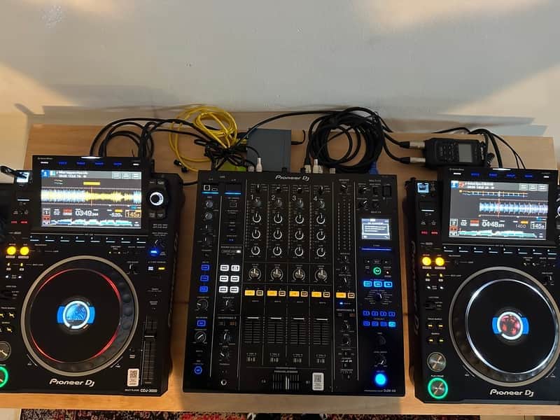Pioneer DJM-A9 and CDJ 3000 Bundle image 1