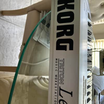 Korg Triton LE 76 Key 2000 - Silver image 10