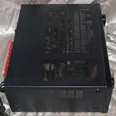 Denon AVR-688 home theater receiver image 2