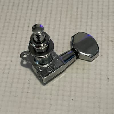 2020's Kramer Baretta Series GOTOH Style 6 In Line RH Chrome Tuners Tuning Pegs image 7