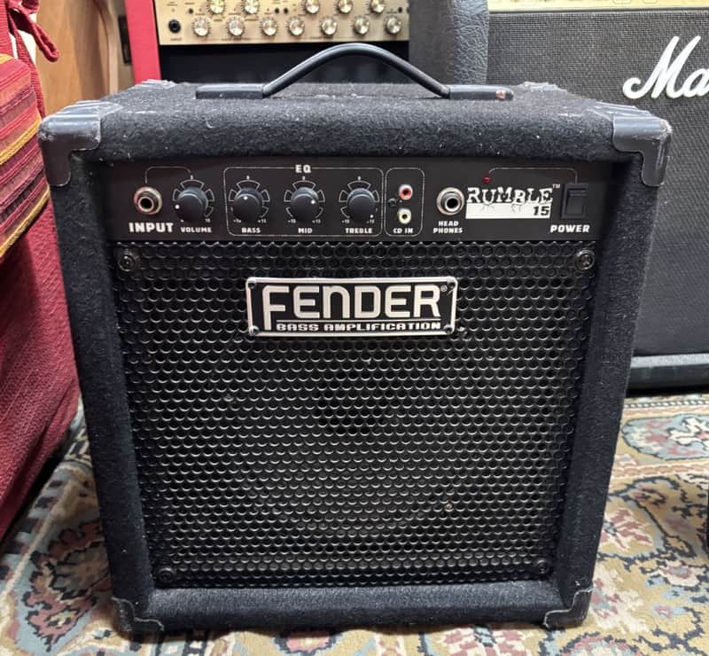 Fender Rumble 15 1x8 15W bass amplifier image 1