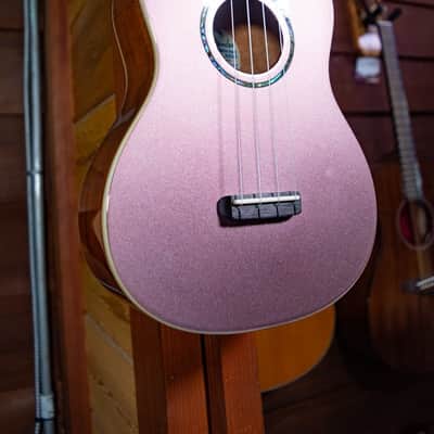 Fender Zuma Concert Ukulele - Burgundy Mist image 2