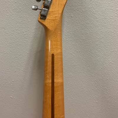 fender-american-vintage-series-52-reissue-telecaster- USA -1998-left-hand image 14