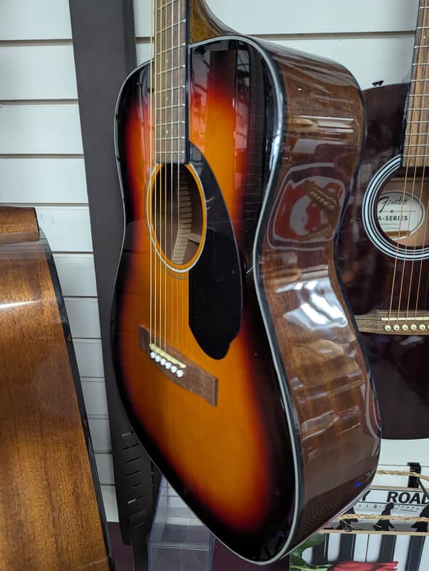 Fender CC60S concert acoustic guitar 2026 - red Burst image 1