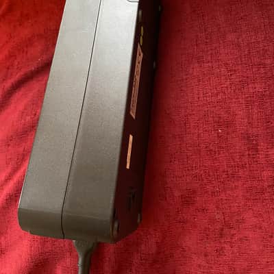 Eaton 3S 550 UPS Battery Backup (Power Conditioner) 230V 2000 - Black image 3