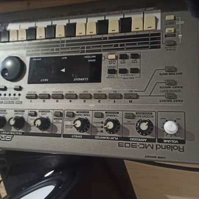 Roland MC-303 Groovebox 1990 - 1998 - Silver image 3