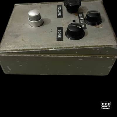 Electro-Harmonix Big Muff Pi Green Russian Tall Font V7 -x18368 image 2