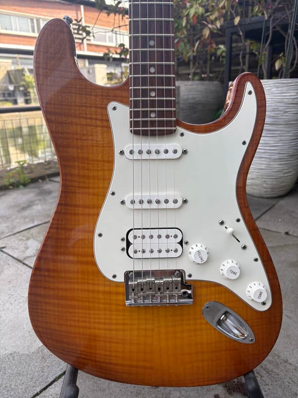 激レア　Fender Select 2012 hss ストラトキャスター Fender American Select Stratocaster HSS 2012 | Reverb Deutschland