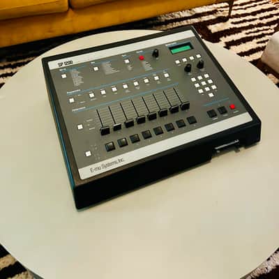 E-MU Systems SP-1200 8-Voice Drum Sampler 1994 - Black image 1