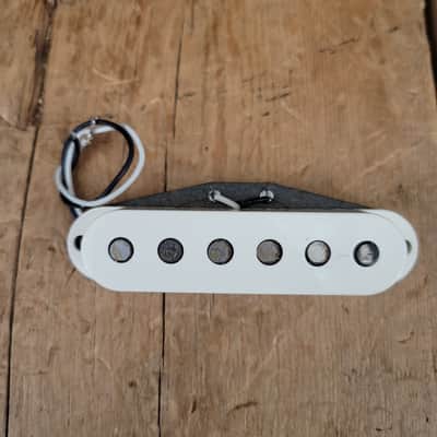 Fender Stratocaster Pickup with Cover 1980 image 1