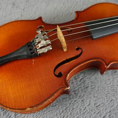 Suzuki No. 220 1/8 1980 Violin image 4