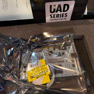 Universal Audio UAD-2 Solo Core PCIe Powered Plugin Card 2000s - White image 2