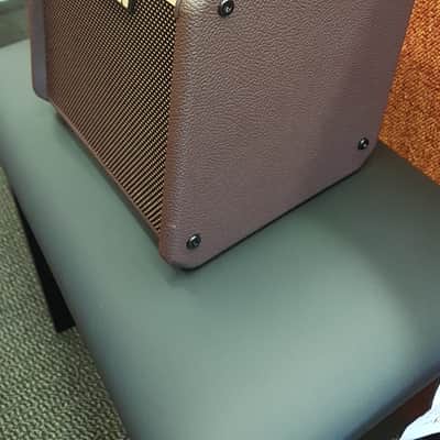 Fishman Loudbox Micro 2-Channel 40-Watt 1x5.25" Acoustic Guitar Combo 2023 - Present - Brown image 4