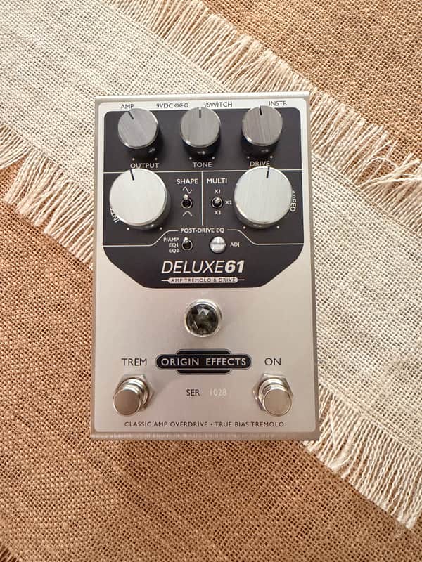 Origin Effects Delux 61